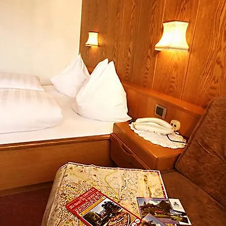 Hotel Schönbrunn Meran